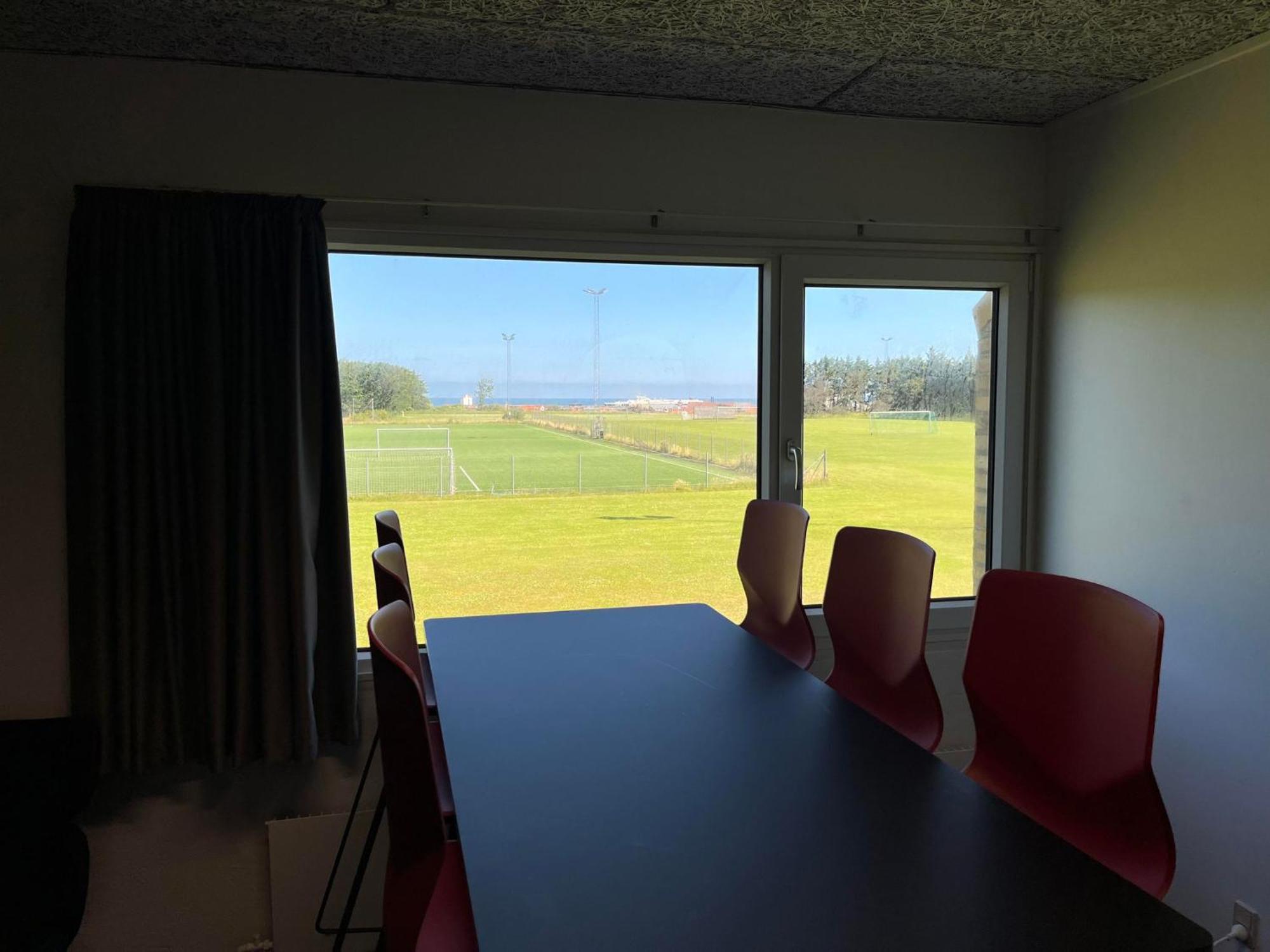 Hirtshals Idraetscenter - Vandrehjem - Hostel Exterior photo